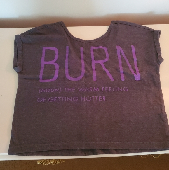 Feel the BURN workout crop top glitter - Picture 1 of 10